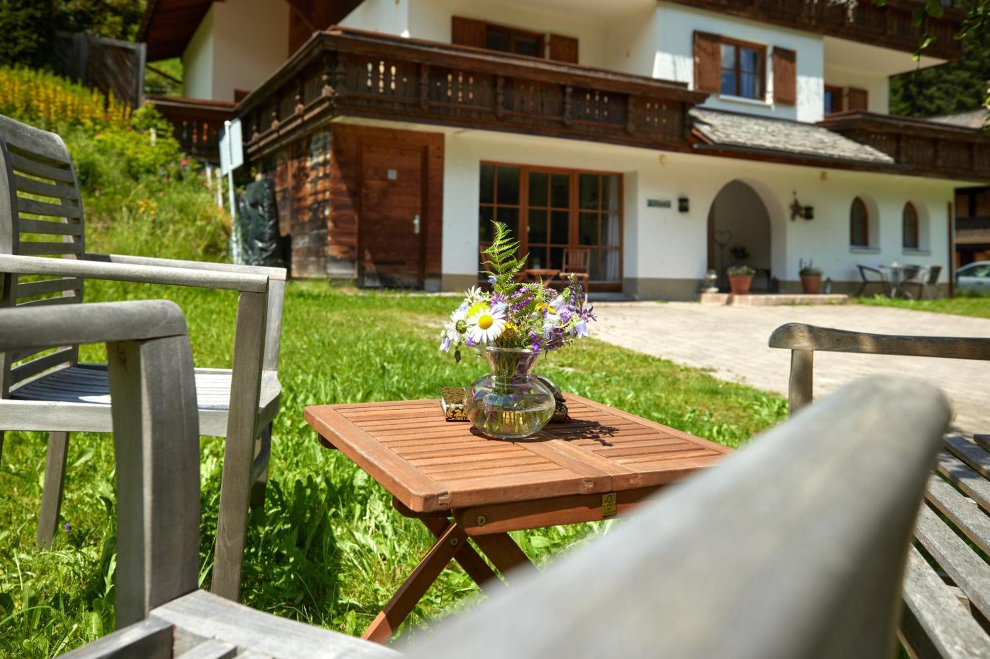 가글린 Haus Altana 아파트 외부 사진